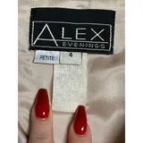 Listing Photo Thumb #4