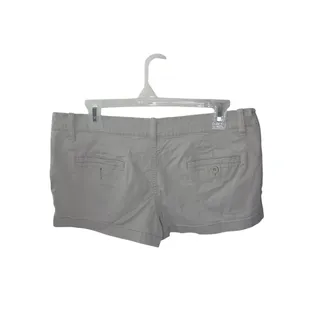 Photo of Arizona Jean Company Women's Size Nine Khaki Shorts