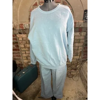 Photo of sweat suit 1980s blue northern exposure