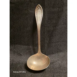 Photo of Antique Wm A Rogers Silverplate 7" Gravy Sauce Ladle Ornate Floral Flatware