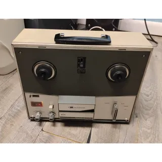 Photo of vintage Bradford Solid State Reel-to-Reel Tape Recorder made in Japan 1960-1970s