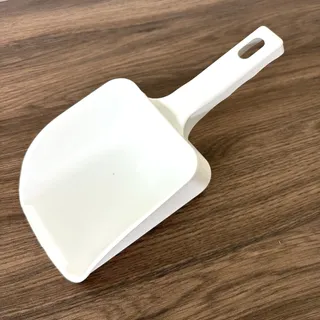 Photo of White Shovel Scoop Ice Scoop Food Grade 9x4x2 Rounded Square