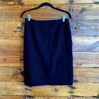 Photo of St John Couture Wool Blend Pencil Skirt in Black size 6
