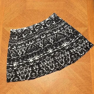 Photo of J.Crew Size 14 Black White Ikat Abstract Print Pleated A-Line Skirt Preppy