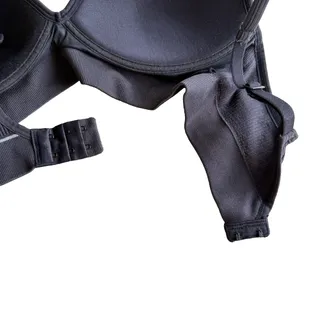 Photo of Hanes Women’s Medium Seamless Rib Contour Wireless Bralette Black