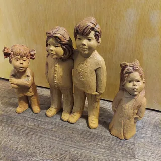 Photo of RARE Vintage Lee Bortin Mom and Dad with Kids Clay Sculptures Set (Mom Repaired)