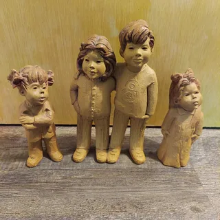 Photo of RARE Vintage Lee Bortin Mom and Dad with Kids Clay Sculptures Set (Mom Repaired)