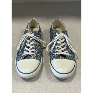 Photo of Juicy Couture "Blake" Blue & White Floral Sneakers Women’s Size 9 Shoes