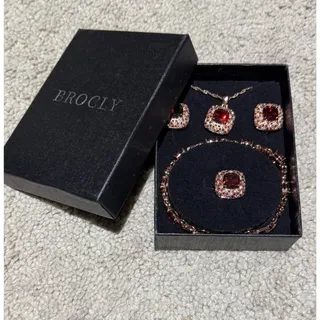 Photo of Jewelry set for women