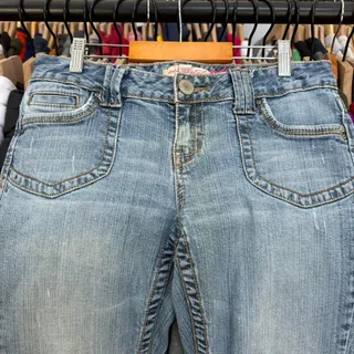Photo of Vintage Y2K Aeropostale Women’s Faded Low Rise Jeans Light Denim
