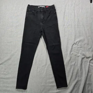 Photo of Celebrity Pink Jeans 5/27 Juniors Black Rinse THE SPICE EUC Skinny Stretch Teen