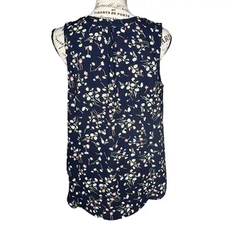 Photo of 41Hawthorn (M) Morey Split Neck Sleeveless Blouse - Stitch Fix Navy Floral Top