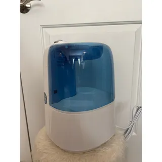 Photo of Vicks Dual Comfort humidifier
