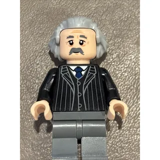 Photo of Lego Grandpa Joe Minifigure #idea253 Set #21360 Willy Wonka Brand New