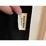 Listing Photo Thumb #3