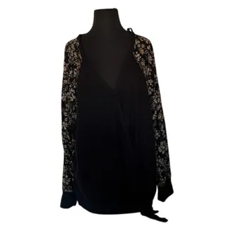 Photo of Maurice's Black Waffle Knit Floral Wrap Tie Hem Top - XL