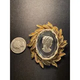 Listing Photo Thumb #3