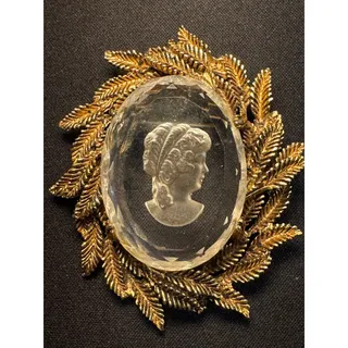 Photo of Vintage Intaglio Gold Tone Glass Cameo Brooch