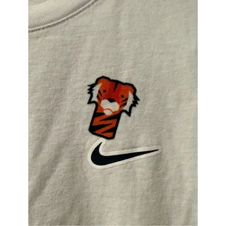 Photo of Nike The Nike T. Tiger Woods all over print T-shirt men’s medium