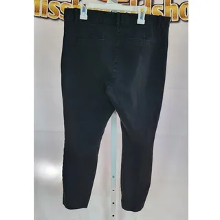 Photo of Gap Signature Skinny Black Ankle Khaki Pants Size 12
