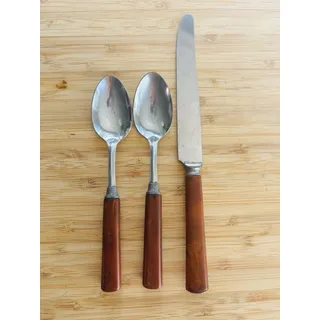 Photo of Vintage Butterscotch Amber Bakelite 2 Teaspoons & Knife 3 Pc Set