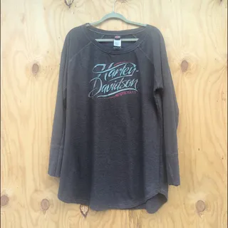 Photo of Harley Davidson Lightweight Scoop Crewneck Charcoal Gray Women's XXL