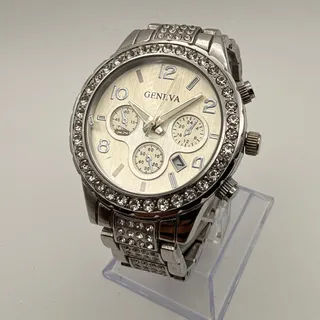 Photo of Stunning Geneva 1752 Silver-Tone Rhinestone Fashion Watch Working New Battery