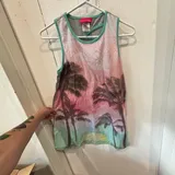 Listing Photo Thumb #1