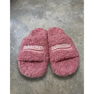 Photo of Women’s Balenciaga Pink Fur Slides U.S Size 10/ Eu 42