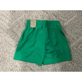 Photo of Kids Nike Shorts Green Size Small -NWT