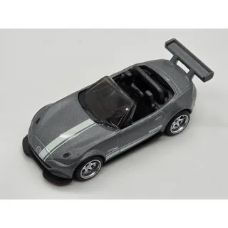 Photo of Hot Wheels ’15 Mazda MX-5 Miata Then and Now #129/250 Gray Custom Wheel Swap