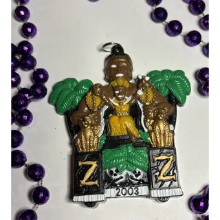 Photo of Zulu Mardi Gras Beads Pendant 2003 King skulls witch doctor Leopard necklace vtg