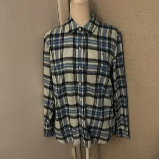 Photo of Vineyard Vines Women’s Blue Plaid Button Down Shirt 12 Preppy Classic Prints