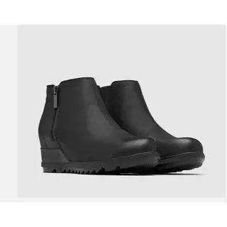Photo of SOREL Evie Zip Women's Black Waterproof Leather Bootie 6.5 New