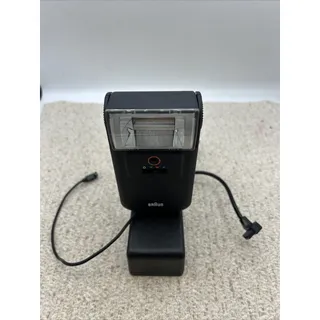 Photo of Braun 2000 Flash Unit Flash with Center Contact