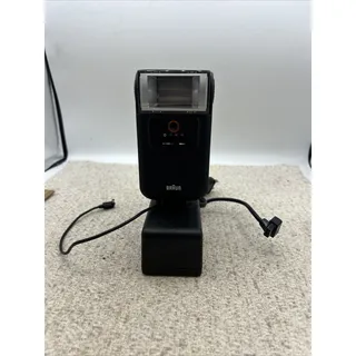 Photo of Braun 2000 Flash Unit Flash with Center Contact