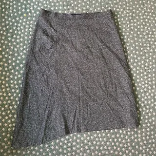 Photo of Banana Republic wool-silk blend asymmetrical skirt Sz 8