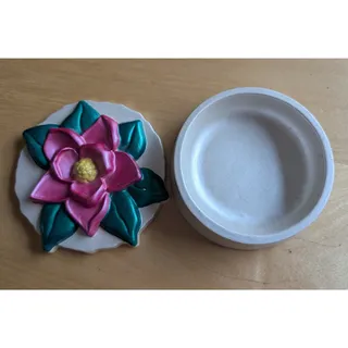 Photo of 🍀Round Box with Lid