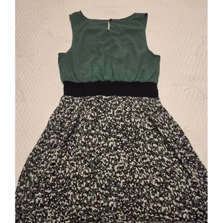 Photo of LOFT Women’s Green Floral Fit & Flare Dress Sleeveless A-Line Contrast Waist