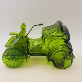 Photo of Vintage 1970s Avon Haynes-Apperson 1902 Green Glass Car Decanter Empty