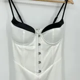 Listing Photo Thumb #5