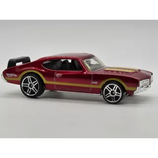 Photo of 2010 Hot Wheels Hot Auction ’70 Oldsmobile 442 Metallic Candy Red Loose 1:64 Die