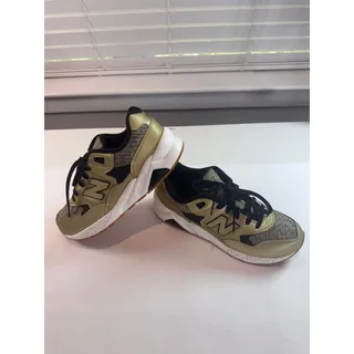 Photo of New Balance 580 KL580RG Gold Black Gum Grade School Size 6 Unworn