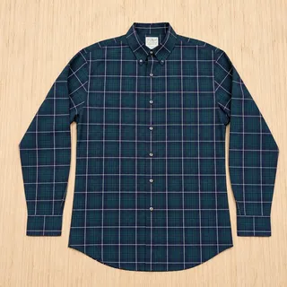 Photo of L.L.Bean Mens M-Tall Plaid Button Down Shirt 100% Cotton Green Navy Long Sleeve