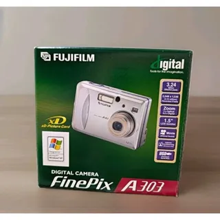 Photo of NIB Fujifilm FinePix A303 Digital Camera 3.2MP 3x Optical Zoom Brand New Sealed