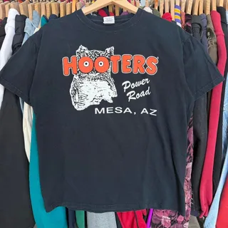 Photo of Vintage Y2K Hooters Promo Restaurant Tee Black