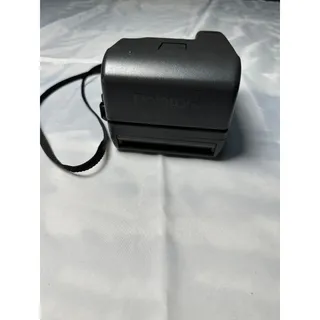 Photo of Vintage Polaroid OneStep Closeup 600 Instant Film Camera Built In Flash Untested