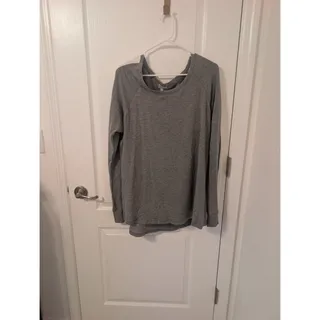 Photo of P.J. Salvage Gray Crewneck Long Sleeves Sweatshirt w/Cable Knit Accent NWT
