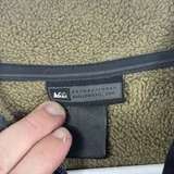 Listing Photo Thumb #4
