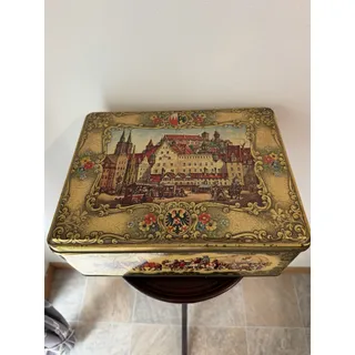 Photo of Vintage German E. Otto Schmidt Nürnberg Lebkuchen Gingerbread Tin Chest Medieval